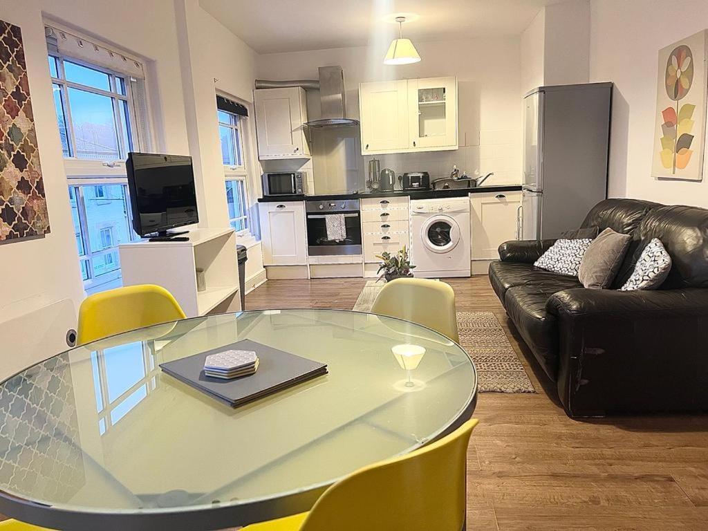 Yeovil Apartments Экстерьер фото