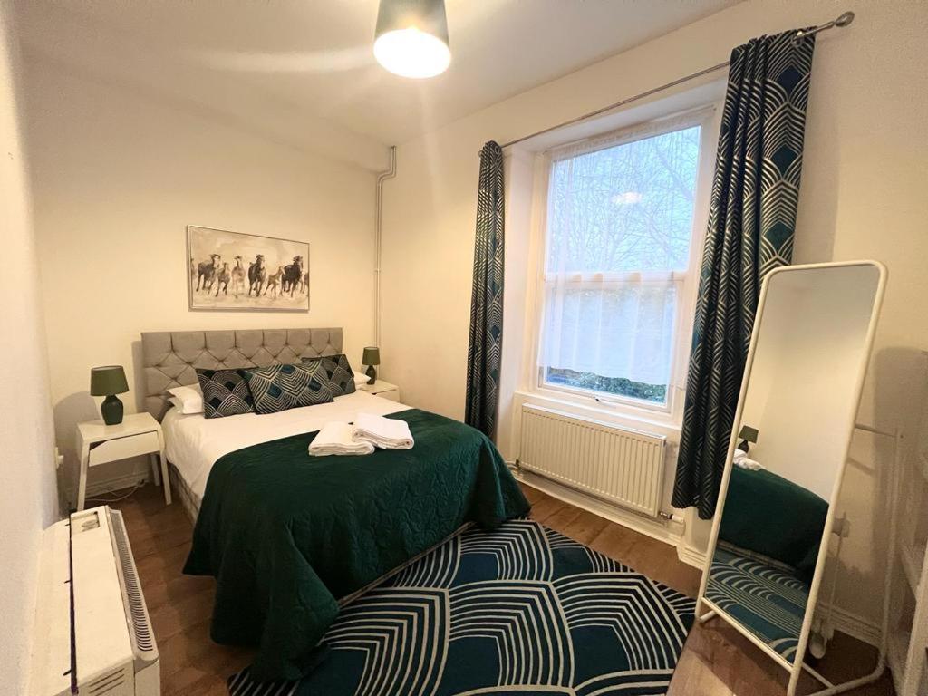 Yeovil Apartments Экстерьер фото